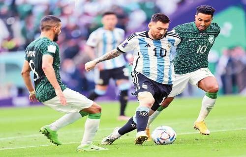 破案了！洛夫顿说不打，后来又打